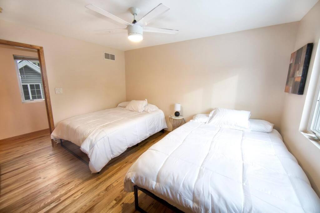 Appartamento Tucked Away Off Brady - 4 Beds Milwaukee Esterno foto