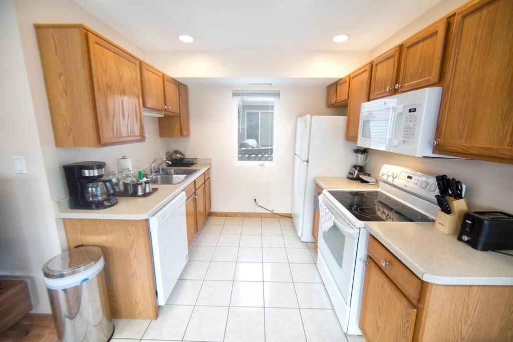 Appartamento Tucked Away Off Brady - 4 Beds Milwaukee Esterno foto